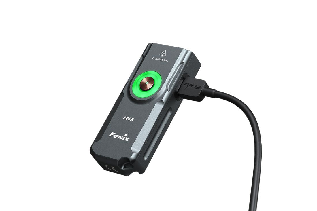 Fenix E06R - Lampe de poche porte-clés 3 en 1 - 700 lumens