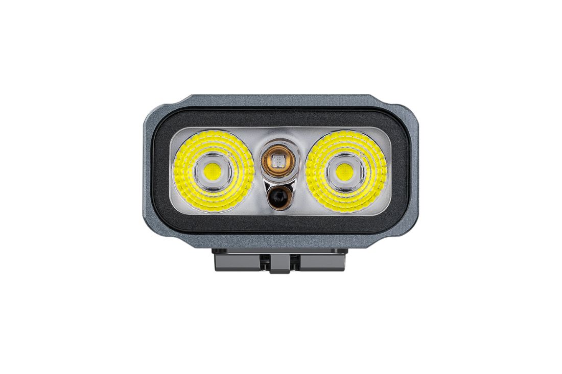 Fenix E06R - Lampe de poche porte-clés 3 en 1 - 700 lumens