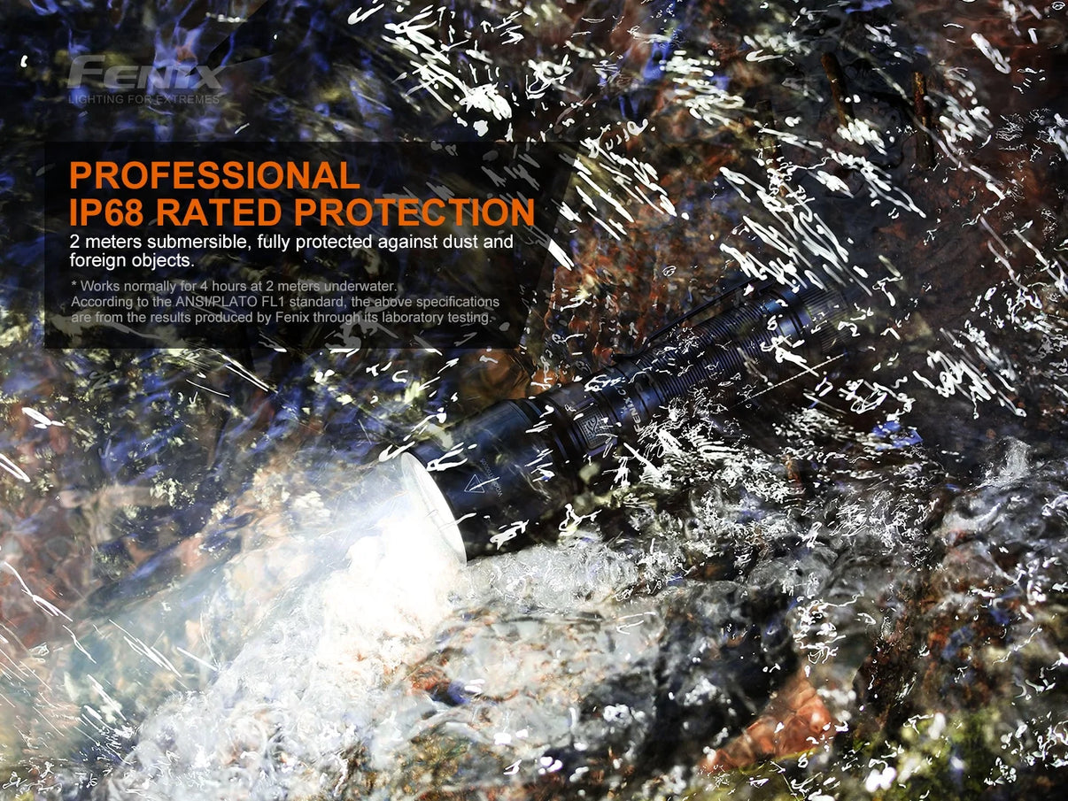 Fenix C7 – Lampe de poche rechargeable 3000 lumens avec base magnétique