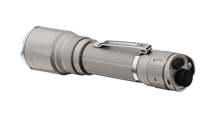 Fenix TK21R – Lampe de poche tactique puissante, longue portée et rechargeable USB-C