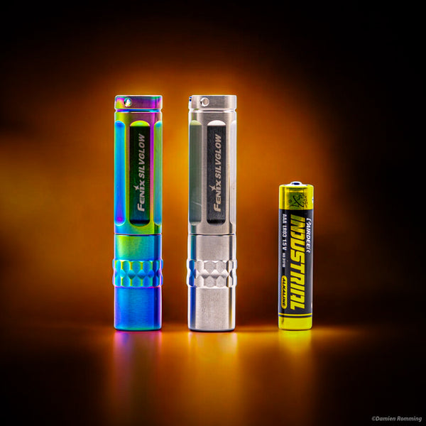 Fenix SILVGLOW – Lampe porte-clés limitée 100 lumens, AAA, acier