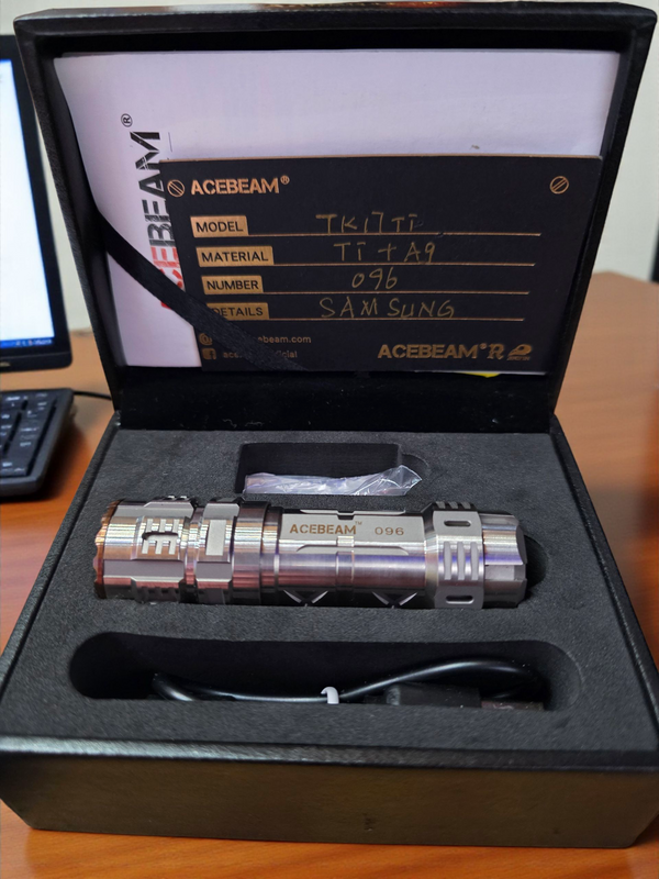 Acebeam TK17-TI Titane Samsung – Édition limitée n°096, 2300 lumens – Occasion