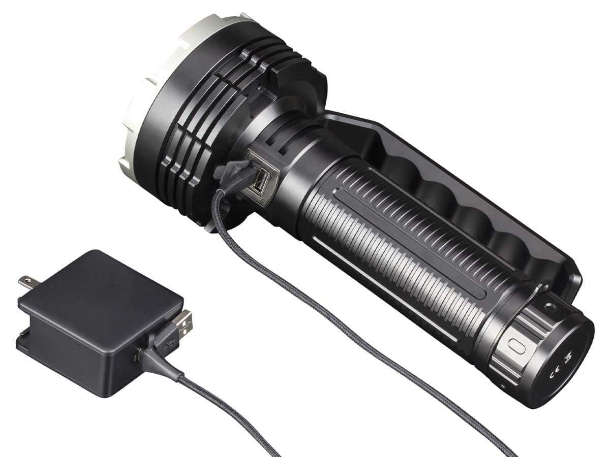 Fenix LR80R – Lampe torche / projecteur LED rechargeable (modèle pro)